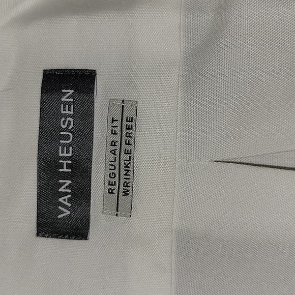 Men's White Long sleeved dress shirt - Picture 2 of 5